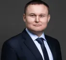 

Уважаемые гости !
Приветствую вас на страницах сайта Ковернинского муниципального округа, округа, история которого уходит корнями в глубину веков. Свидетельство тому &ndash; уникальный народный промысел &ndash; хохломская роспись, который вот уже несколько веков бережно хранят наши мастера, это два монастыря: мужской и женский, которые мы начали реставрировать. Издавна на территории района жили трудолюбивые, предприимчивые люди.
Округ расположен в северо-западной части Нижегородской области и граничит сразу с пятью районами нижегородчины и Костромской областью. Территория района составляет 2 340 кв.км., численность населения &ndash; 17, 481 тыс. человек.
Мы искренне любим свой район, гордимся его настоящим и прошлым, верим в его будущее. А будущее мы связываем с разработкой природных богатств, которыми щедро наделен район: каменной солью, запасы которой составляют 712 млн. тонн, глиной, из которой можно получить замечательный кирпич, песками, которые могут быть использованы при производстве стекла. Есть в наших недрах даже алмазы.
Когда-то давно мудрые руководители сделали ставку на сферу вечного спроса- сельхозпродукцию. И наш район в сфере сельского хозяйства также один из лидеров области. Мы ставим во главу всей своей работы сейчас &ndash; возвращение молодежи к своим истокам, на свою малую родину. Строим жилье, ведем газификацию, ремонтируем дороги. У нас достаточно хорошо развита инфраструктура и это немаловажно для инвесторов. Район имеет и богатый экскурсионный потенциал.
Словом, приглашаю вас к знакомству с гостеприимными, трудолюбивыми, открытыми людьми с широкой душой. Надеюсь, что первое знакомство с нашим сайтом вызовет искренний интерес к Ковернинскому округу, положит начало плодотворному и взаимовыгодному сотрудничеству.




&nbsp;


Главная&nbsp;&rarr;&nbsp;Структура

